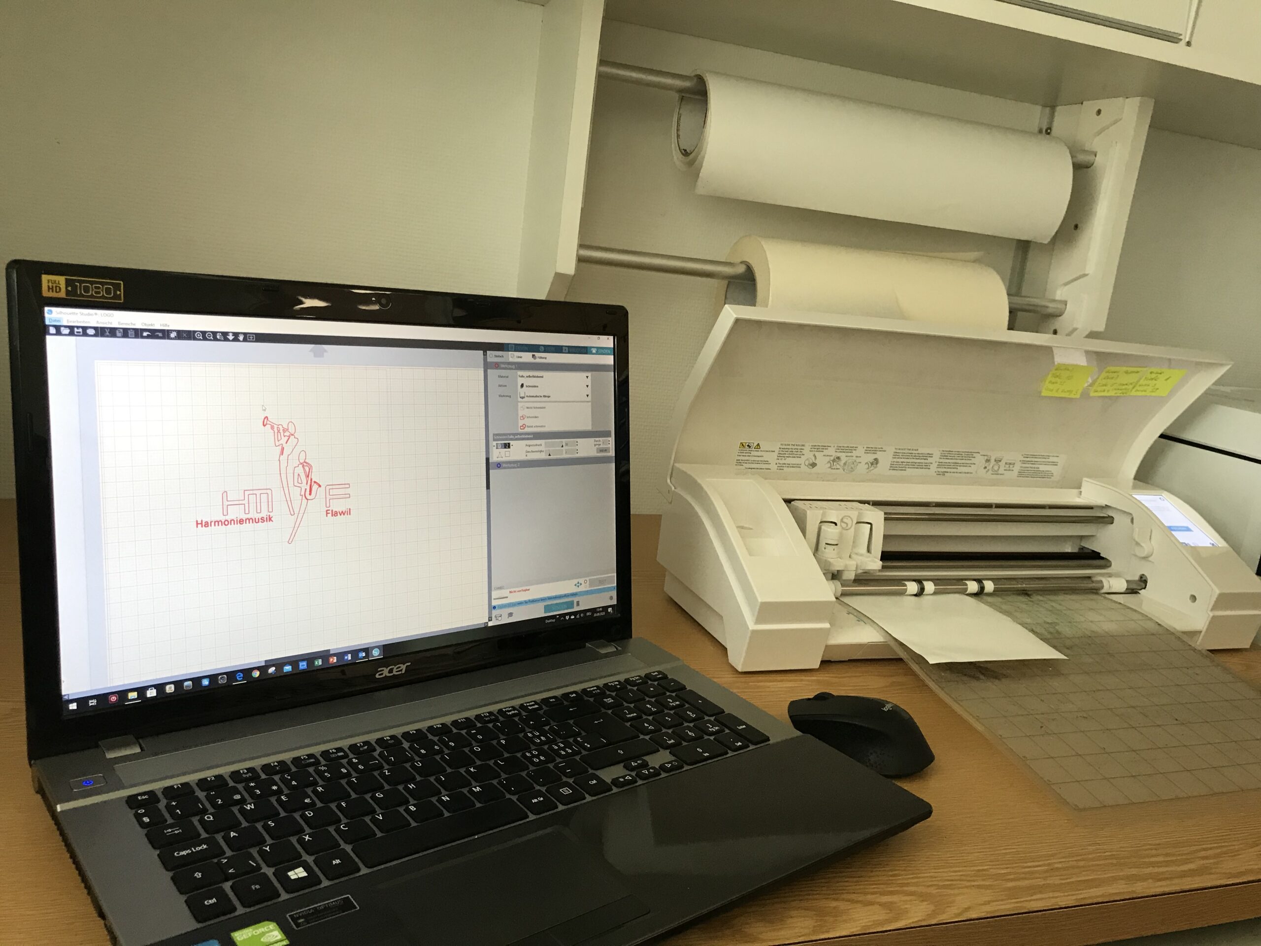 Schneidplotter zum ausschneiden der Folien für das Sandstrahlen